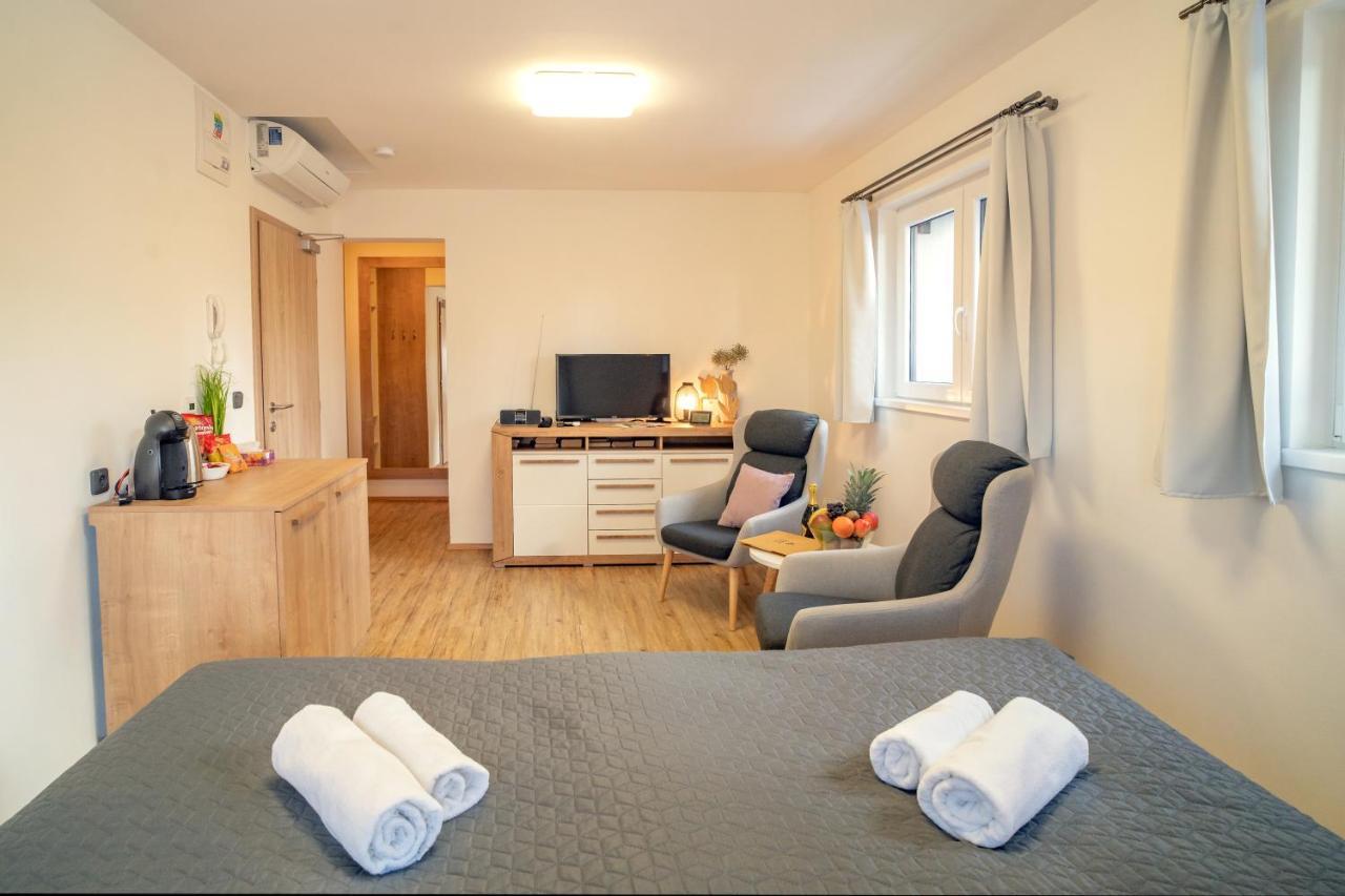 Hotel Smrz Sepekov Dış mekan fotoğraf