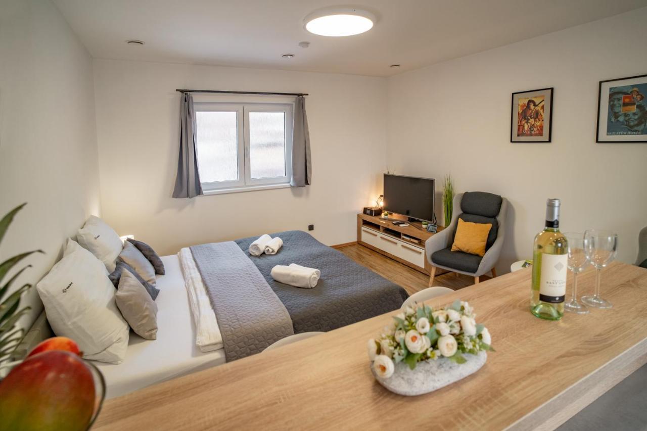 Hotel Smrz Sepekov Dış mekan fotoğraf